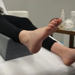 Activ Podo Gray Pedicure Footrest(Activ Podo Gray Pedicure Footrest) -Roxie Cosmetics Shop 131958 05 3108