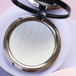 Affect New Way Shine On Pressed Highlighter(Affect New Way Shine On Pressed Highlighter) -Roxie Cosmetics Shop Affect cosmetics new way highlighter shine on diamond water roxie cosmetics