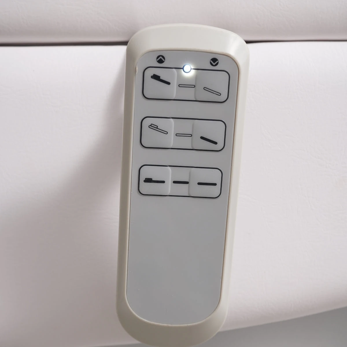 Manufakturo Grace Electric Beauty Bed - 3 Motors Olive(Manufakturo Grace Electric Beauty Bed 3 Motors Olive) 11 Manufakturo Grace Electric Beauty Bed - 3 Motors Olive(Manufakturo Grace Electric Beauty Bed 3 Motors Olive) - Image 9