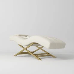 Manufakturo Majesty Lash Bed - Adjustable Headrest Creamy(Manufakturo Majesty Lash Bed Adjustable Headrest Creamy)