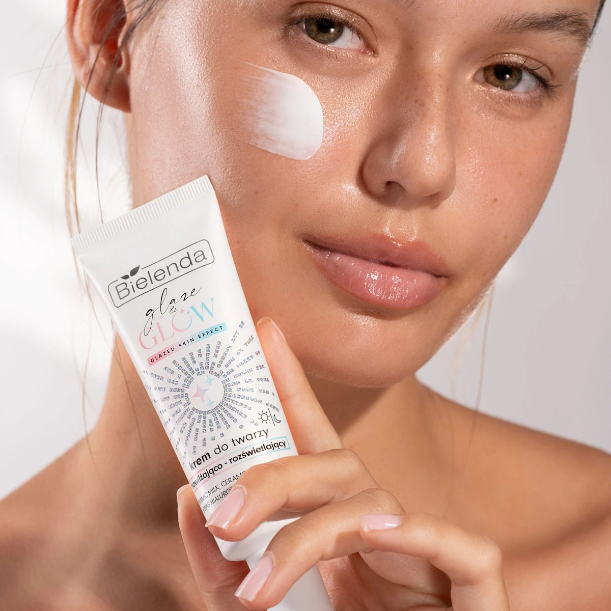 Bielenda Glaze & Glow Moisturizing Brightening Face Cream Glazed Skin Effect(Bielenda Glaze Glow Moisturizing Brightening Face Cream Glazed Skin Effect) 6 Bielenda Glaze & Glow Moisturizing Brightening Face Cream Glazed Skin Effect(Bielenda Glaze Glow Moisturizing Brightening Face Cream Glazed Skin Effect) - Image 4
