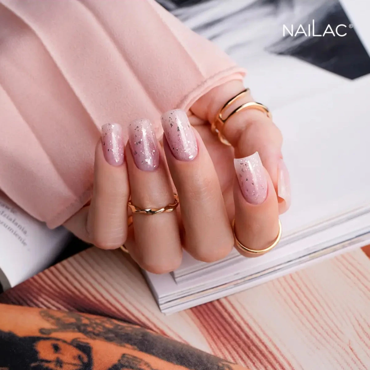 NaiLac Hybrid UV/LED Glammy Rubber Base Powder & Rouge(Nailac Hybrid Uv Led Glammy Rubber Base Powder Rouge) 4 NaiLac Hybrid UV/LED Glammy Rubber Base Powder & Rouge(Nailac Hybrid Uv Led Glammy Rubber Base Powder Rouge) - Image 2