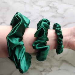 Roxie Collection Luxe 100% Mulberry Silk 30 Momme Scrunchie Bottle Green(Roxie Collection Luxe 100 Mulberry Silk 30 Momme Scrunchie Bottle Green) -Roxie Cosmetics Shop roxie silk scrunchie green bottle swatch