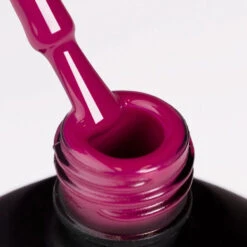 SPN Nails UV/LED Gel Polish 978 Sassy(Spn Nails Uv Led Gel Polish 978 Sassy) -Roxie Cosmetics Shop spn uv led hybrid gel nail polish 978 sassy red nails 8ml